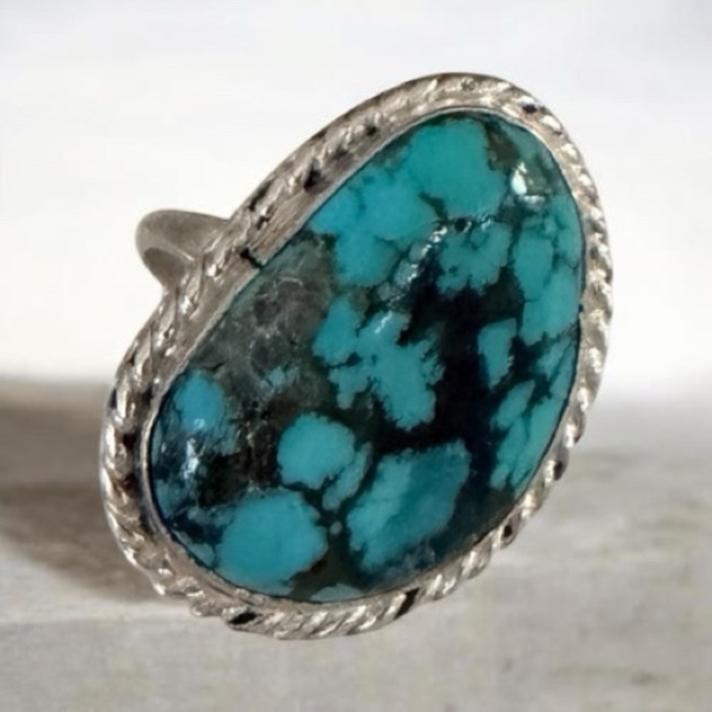 Native‎ American Style Turquoise Ring Tested Silver Large Oval Matrix Stone